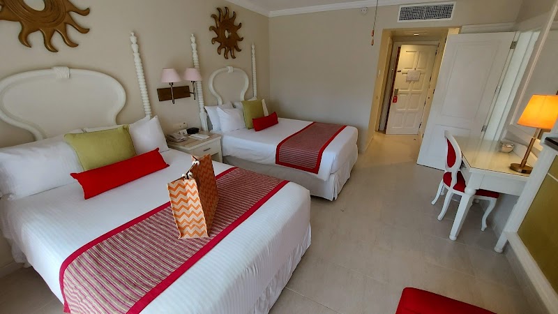 Wyndham Alltra Punta Cana thumbnail 2