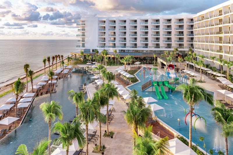 Hilton Cancun, an All-Inclusive Resort 1