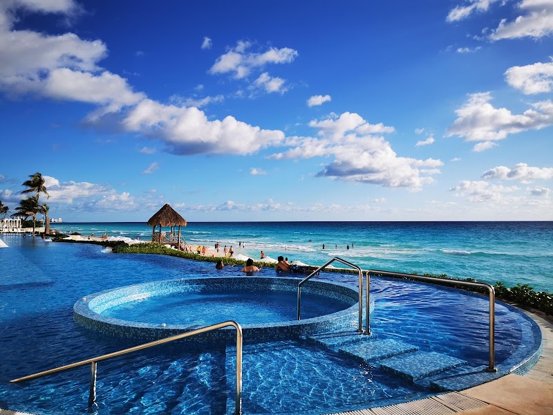 Emporio Cancun thumbnail 3