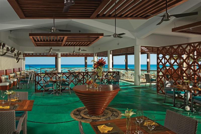 Dreams Jade Resort & Spa thumbnail 5