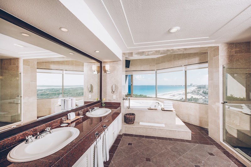 Iberostar Selection Cancun thumbnail 4