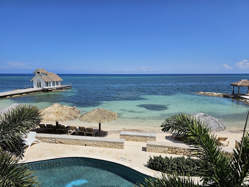 Sandals Montego Bay thumbnail 3