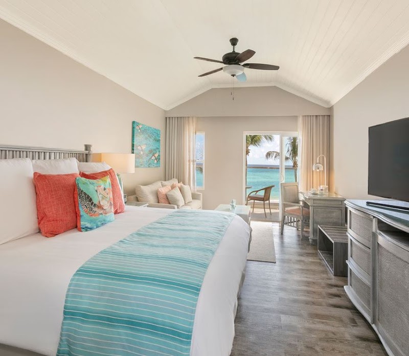 Sea Breeze Beach House thumbnail 2