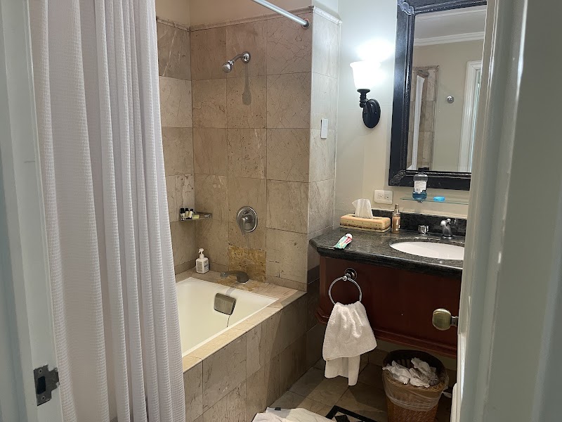 Pierre Mundo Imperial thumbnail 4