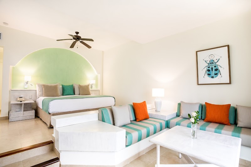 Iberostar Selection Bávaro Suites thumbnail 2