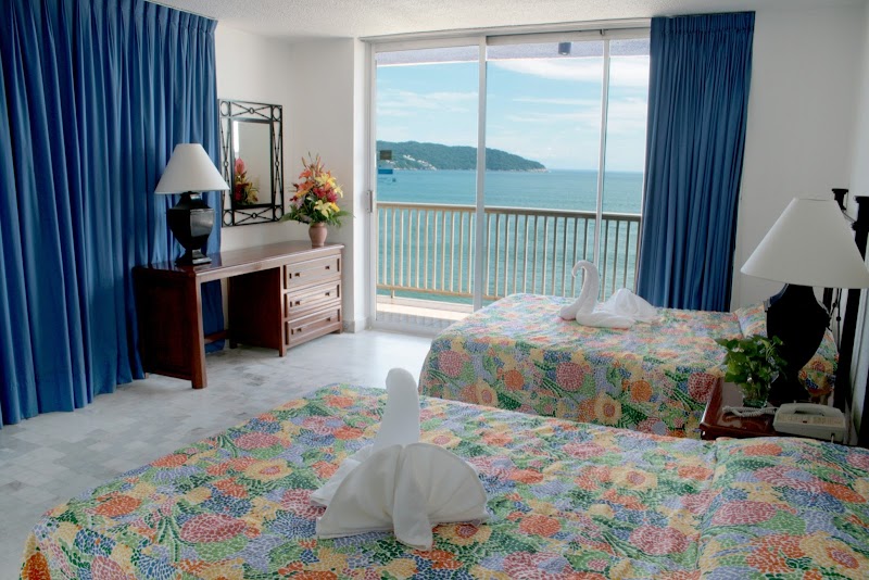 Ritz Acapulco thumbnail 2