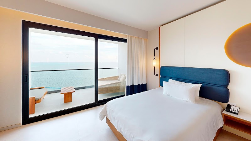 AVA Resort Cancun thumbnail 2