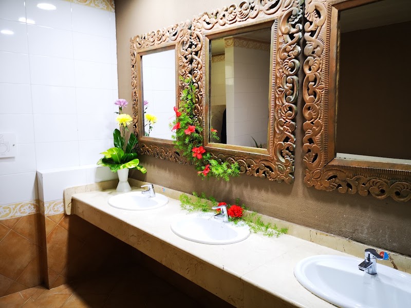 Playa Luxury Cayo Guillermo Hotel thumbnail 4