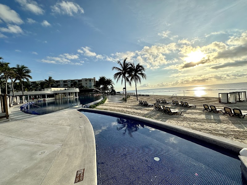 Dreams Riviera Cancun Resort & Spa thumbnail 3