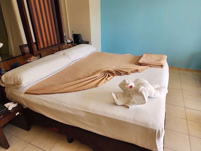 Hotel Playa Cayo Santa María thumbnail 2