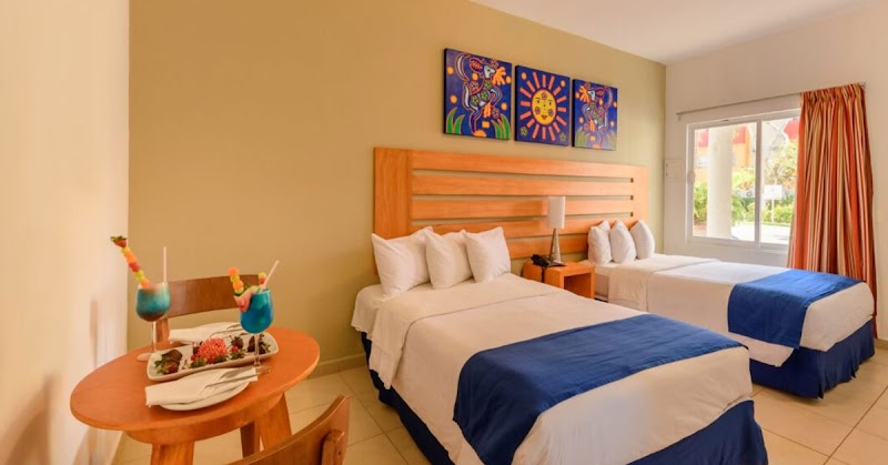 Decameron Los Cocos Guayabitos, Ramada All-inclusive Resort thumbnail 2