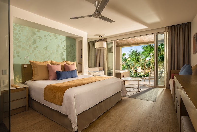 Secrets Riviera Cancun Resort & Spa thumbnail 2