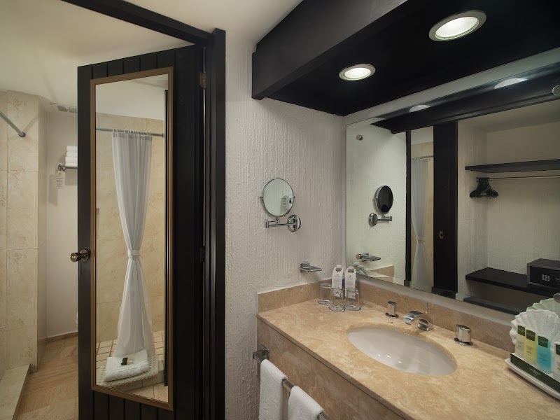 El Cid Granada Hotel thumbnail 4