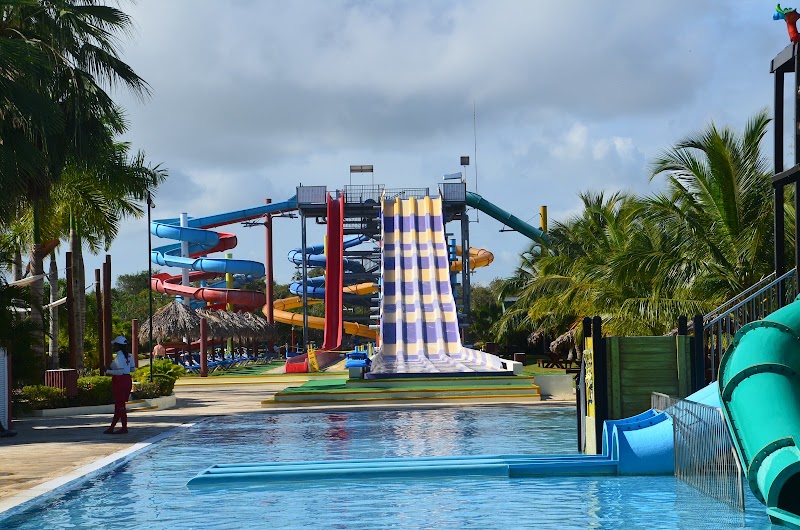 Grand Sirenis Punta Cana Resort & Aquagames thumbnail 3