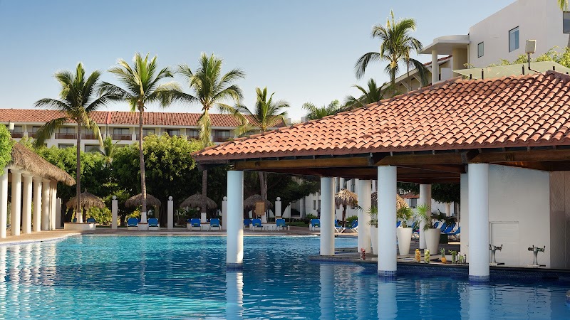 Meliá Puerto Vallarta thumbnail 3
