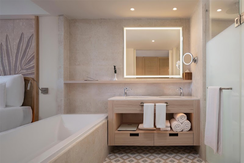 Dreams Playa Esmeralda Resort & Spa thumbnail 4