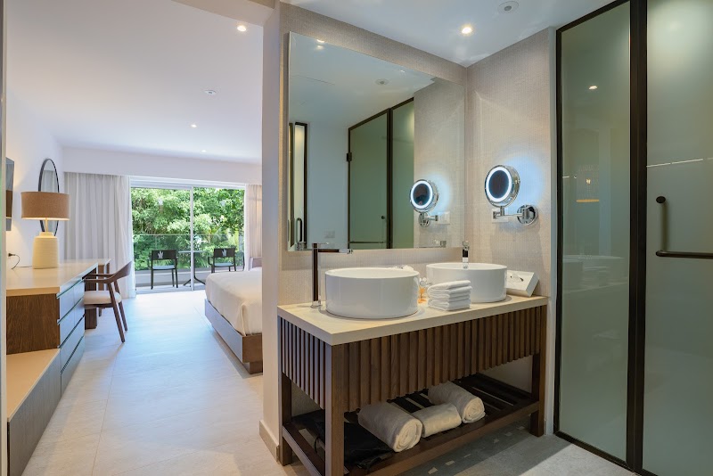 Caribe Deluxe Princess thumbnail 4