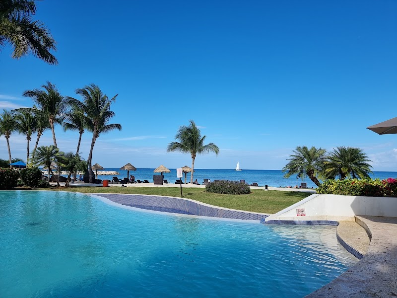 Secrets St. James Montego Bay thumbnail 3