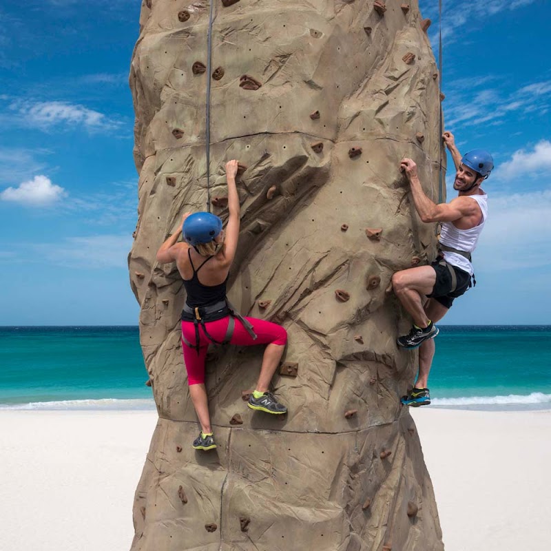 Divi Dutch Village Beach Resort thumbnail 5