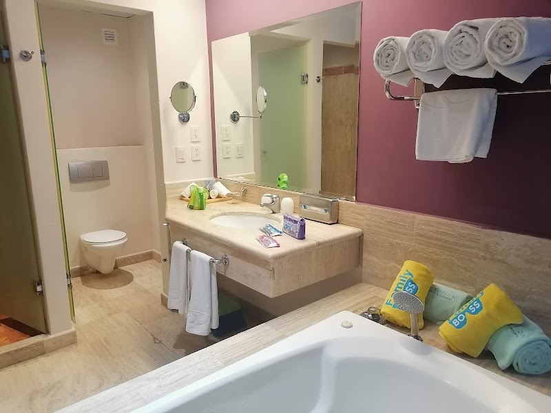 Grand Palladium Vallarta Resort & Spa thumbnail 4