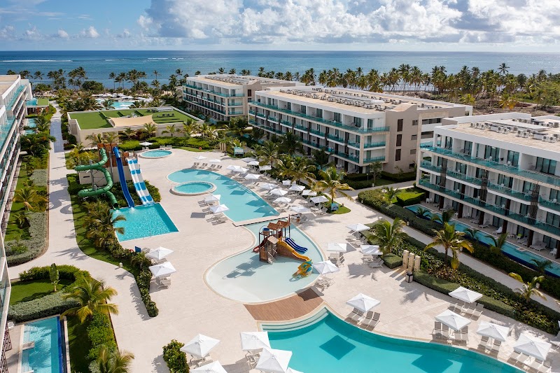 Serenade Punta Cana Beach & Spa Resort thumbnail 5