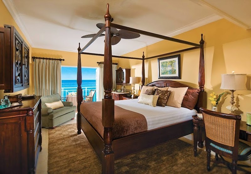 Sandals Ochi Beach Resort thumbnail 2