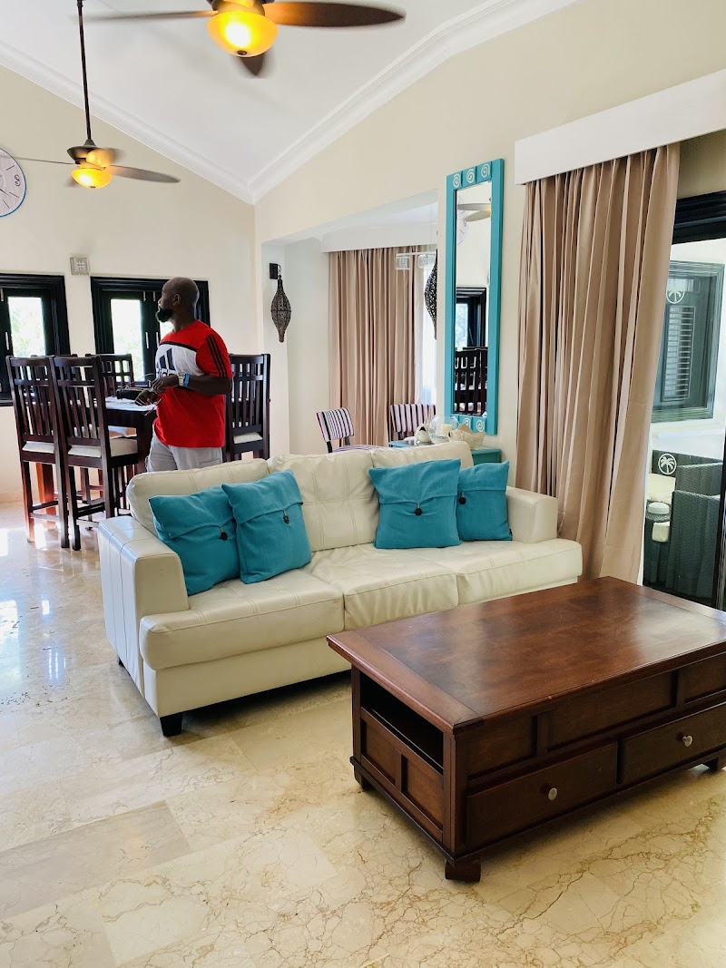 The Royal Suites thumbnail 4