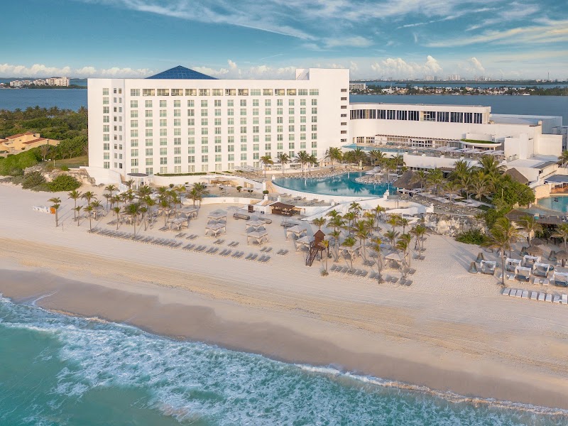 Le Blanc Spa Resort Cancun thumbnail 5