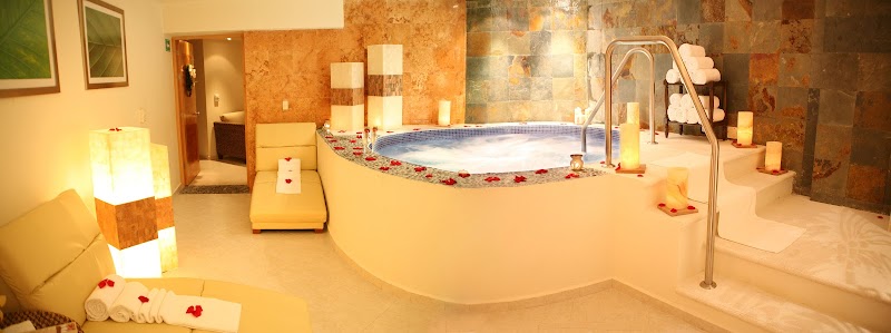 Royal Solaris Cancun thumbnail 4