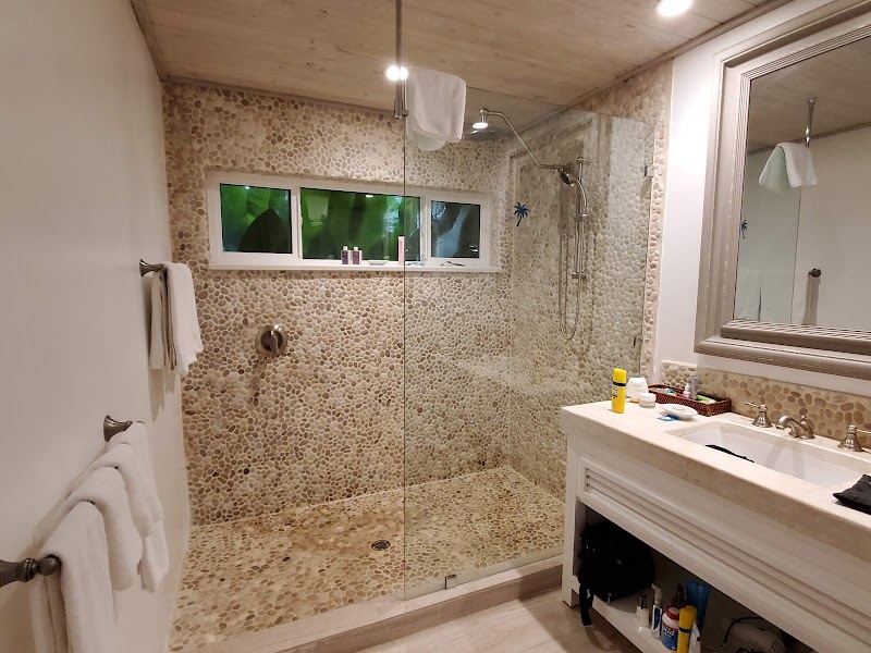 Galley Bay Resort & Spa thumbnail 4