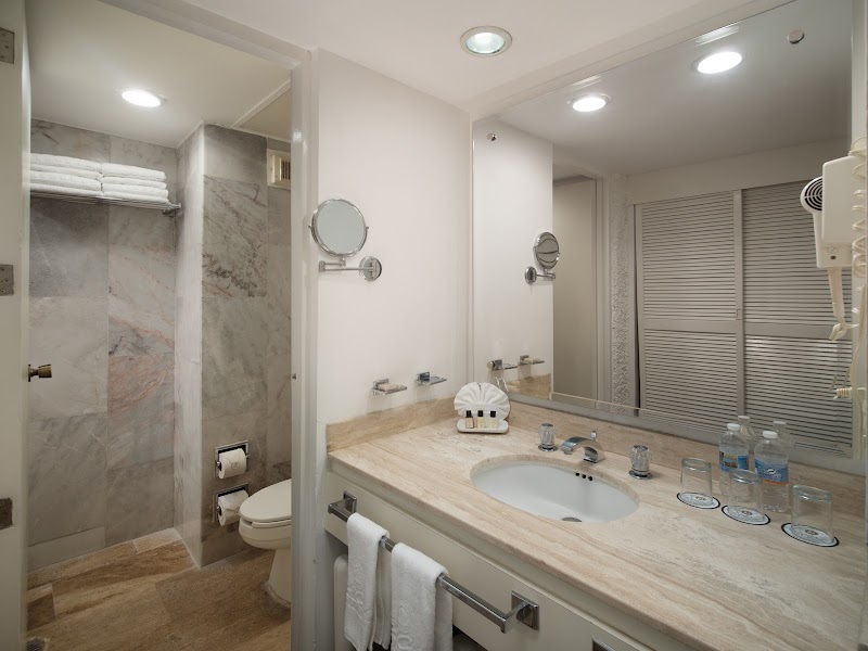 El Cid El Moro Beach Hotel thumbnail 4