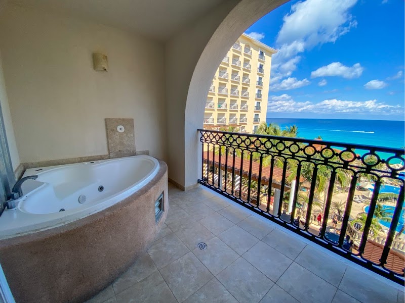 GR Solaris Cancun thumbnail 4