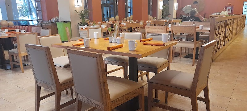 GR Solaris Cancun thumbnail 5