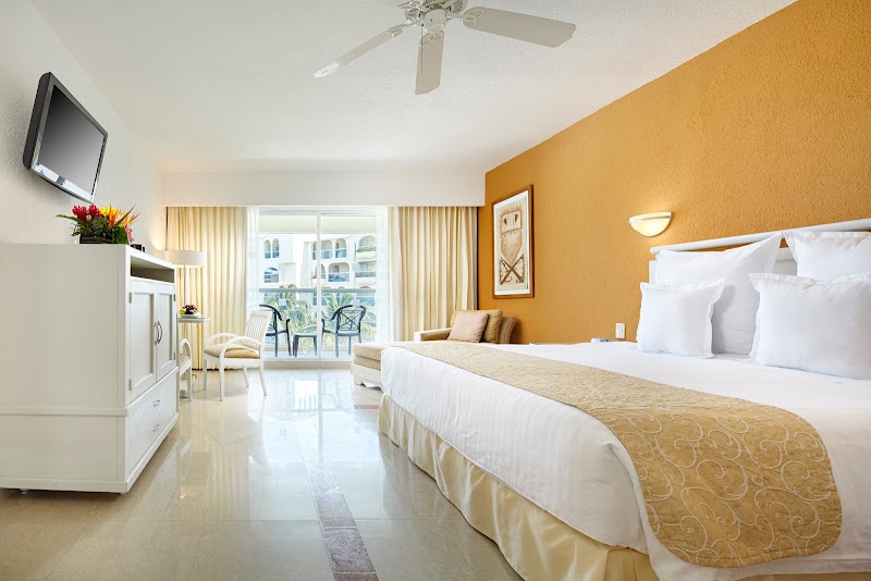 Occidental Costa Cancun thumbnail 2