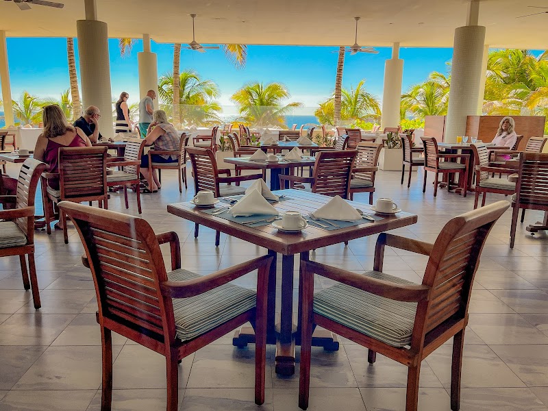 Gr Solaris Lighthouse Los Cabos thumbnail 5