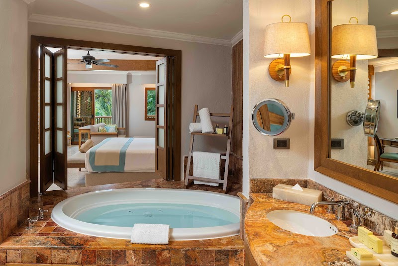 Valentin Imperial Riviera Maya thumbnail 4