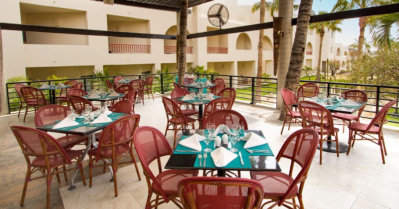 Grand Decameron Los Cabos, A Trademark All-Inclusive Resort thumbnail 5