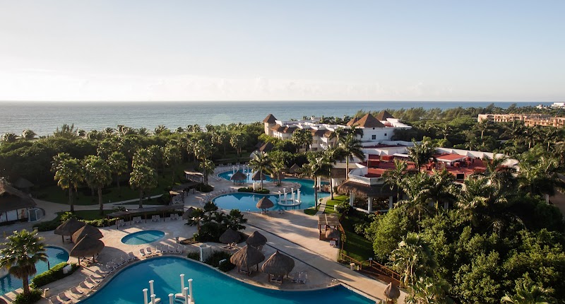 Grand Riviera Princess thumbnail 5