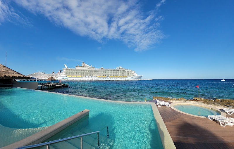 Grand Park Royal Cozumel thumbnail 3