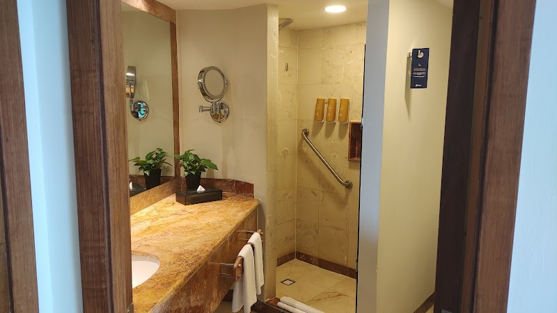 Grand Park Royal Cozumel thumbnail 4