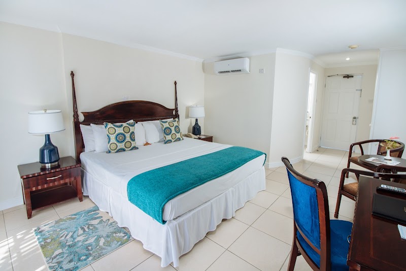 Bay Gardens Marina Haven Hotel thumbnail 2