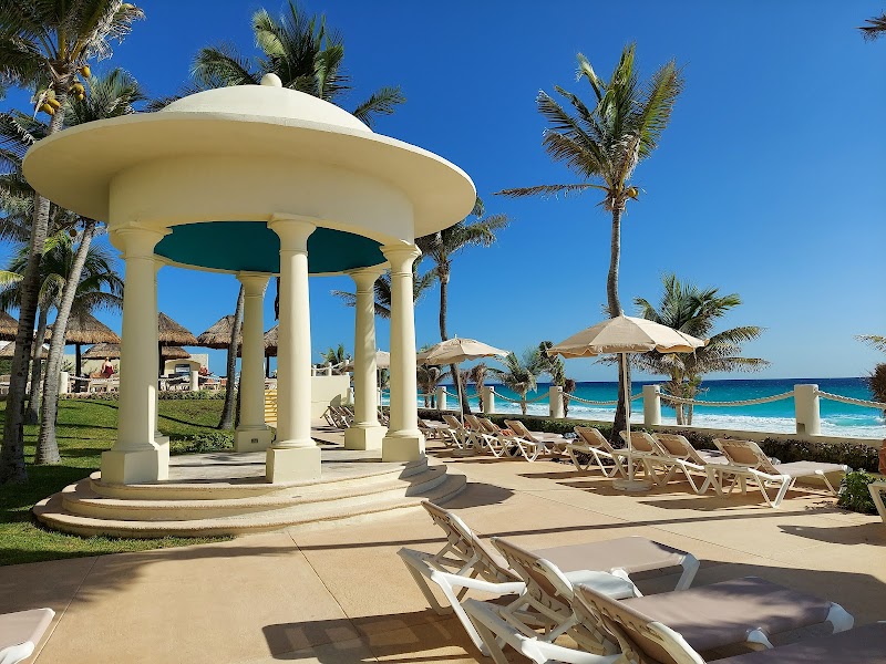 Occidental Tucancun thumbnail 3