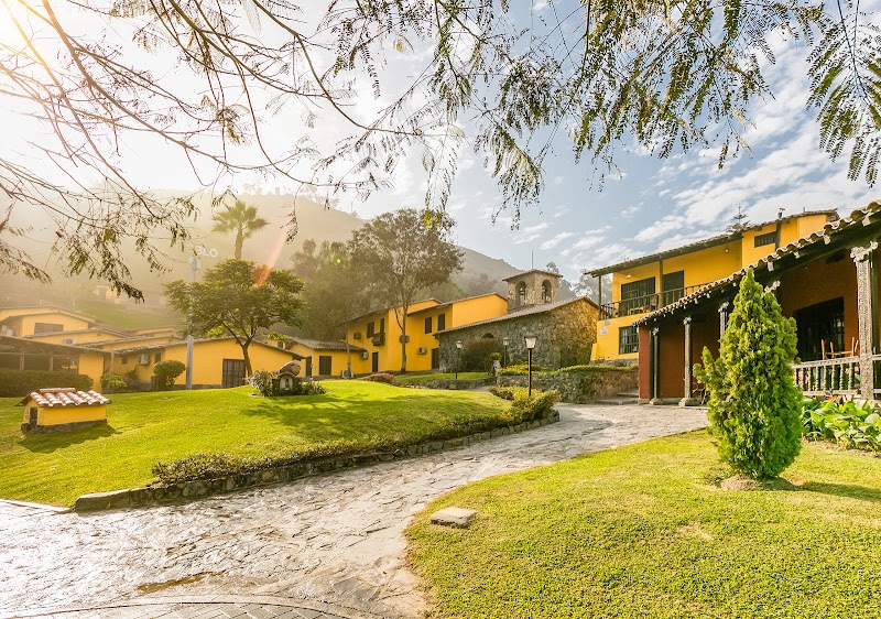 Decameron El Pueblo 1