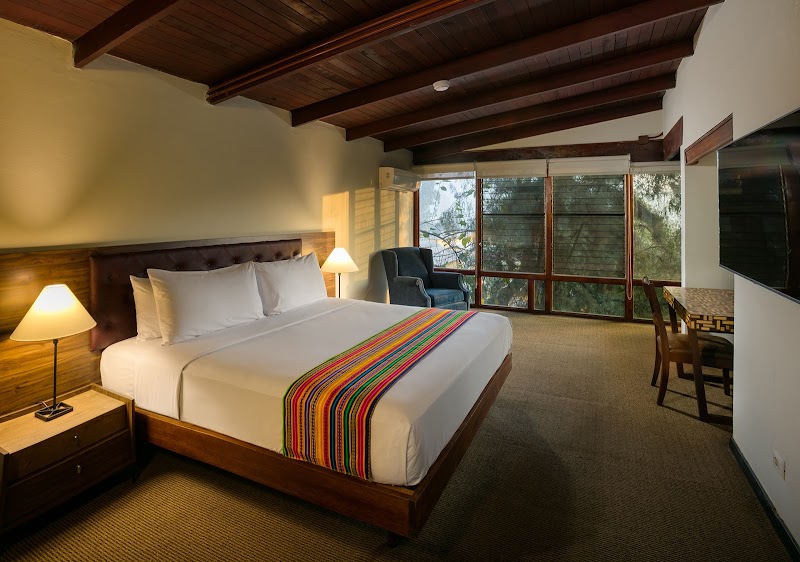 Decameron El Pueblo thumbnail 2