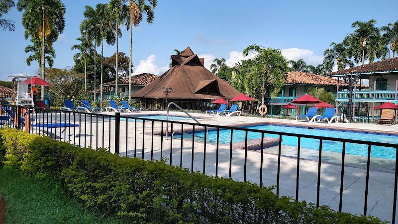 Decameron Las Heliconias thumbnail 3