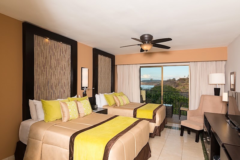 Occidental Papagayo thumbnail 2