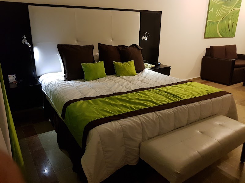 Viva Dominicus Palace by Wyndham, a Trademark All Inclusive thumbnail 2