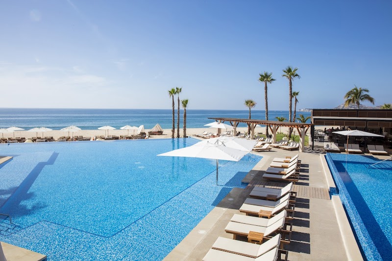 Krystal Grand Los Cabos thumbnail 3