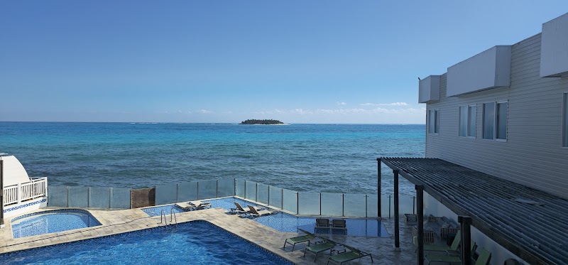 Decameron Maryland thumbnail 3