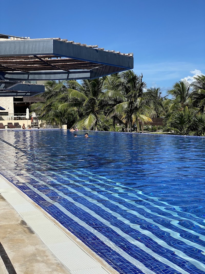 Royalton Riviera Cancun, An Autograph Collection All-Inclusive Resort & Casino thumbnail 3